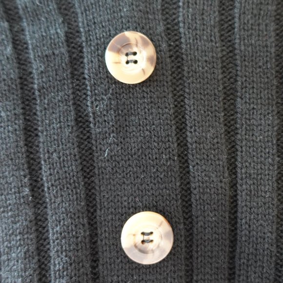 Black off-the-shoulder/cold-shoulder sweater - Picture 4 of 4